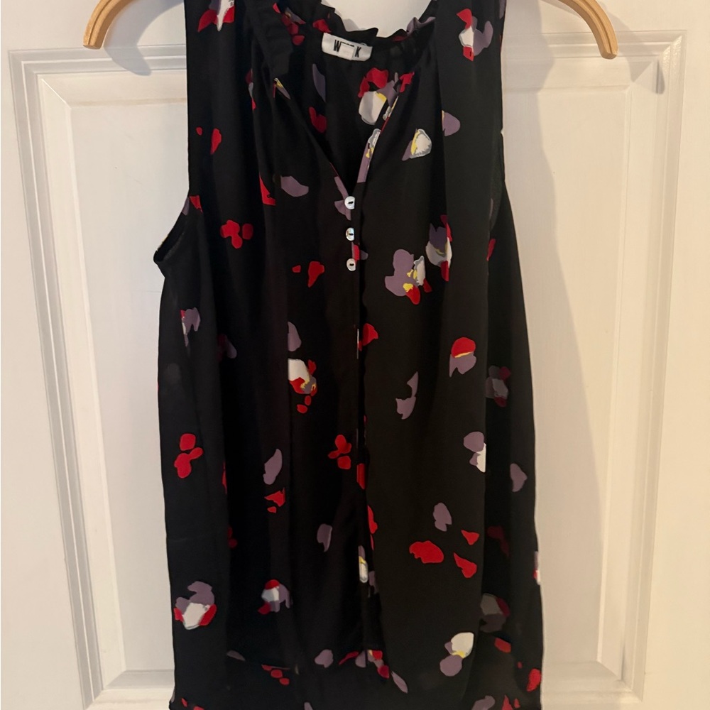 Elegant Black Floral Sleeveless Blouse